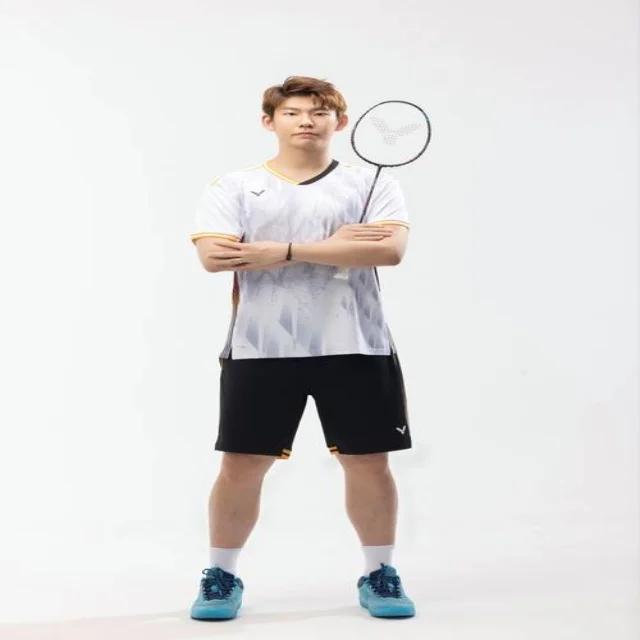 足球杯赛焦点对决第746组：阵容深度与胜负关键